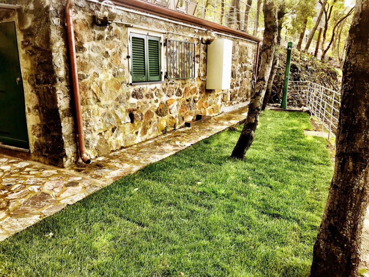 Cottage In Front Of The Sea Bonassola Exterior photo
